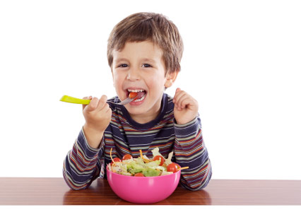 child salad1 - Δέκα συμβουλές για να τρέφεται το παιδί σας σωστά